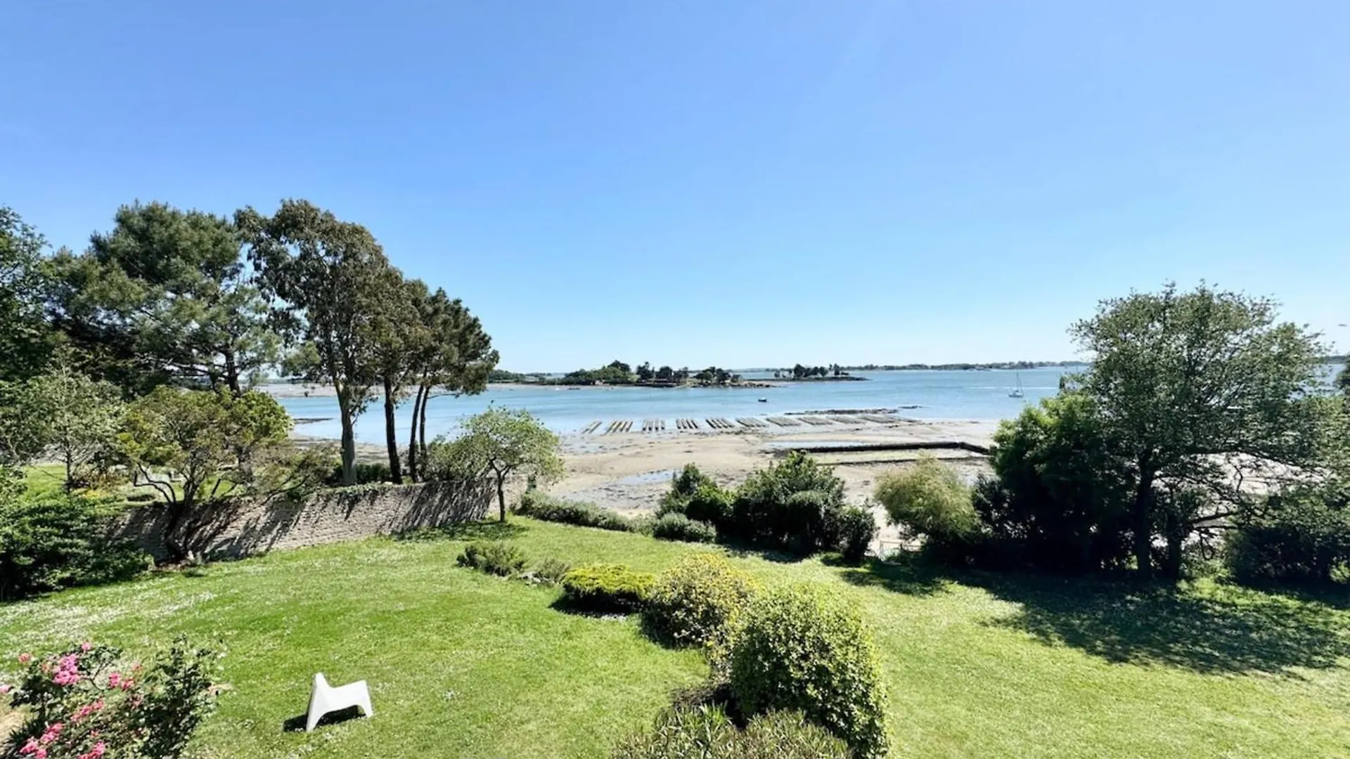 Дом отдыха Villa Pieds Dans L'Eau Vue Mer Panoramique Аррадон