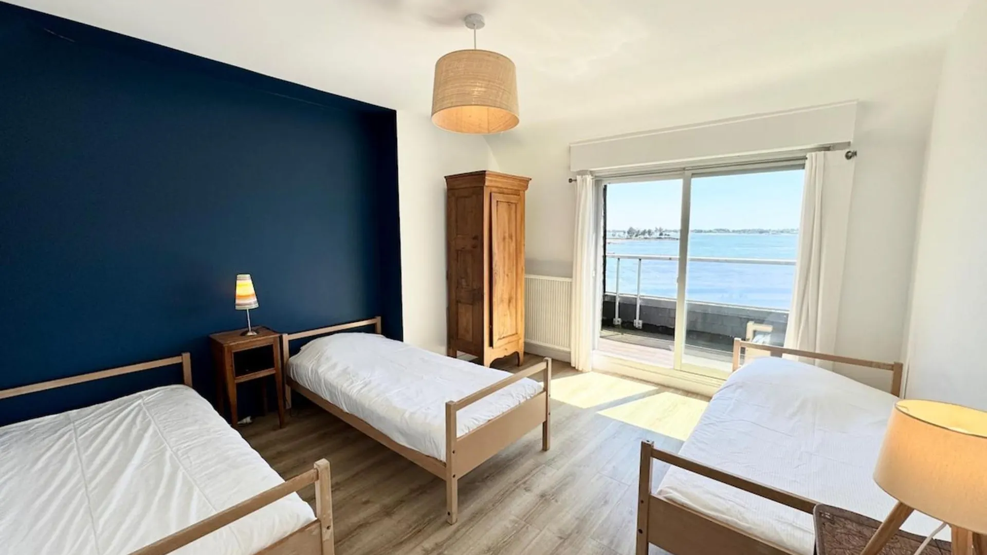 Дом отдыха Villa Pieds Dans L'Eau Vue Mer Panoramique Аррадон Франция