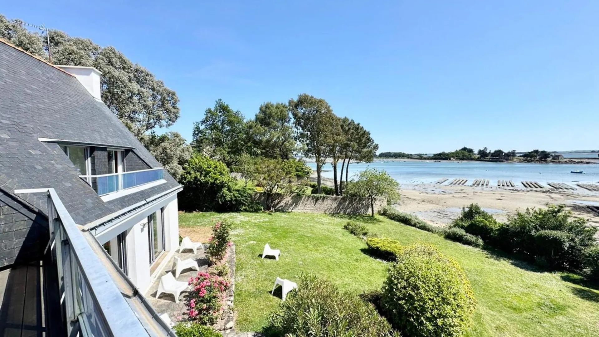 Дом отдыха Villa Pieds Dans L'Eau Vue Mer Panoramique Аррадон